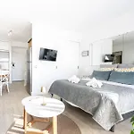 Oleholidays 811 Romana Playa Frente Al Mar דירה