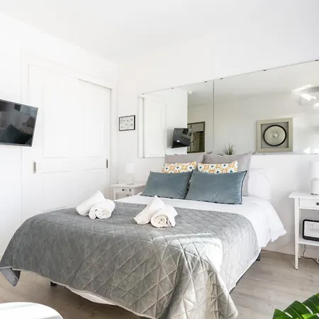 Appartamento Oleholidays 811 Romana Playa Frente Al Mar Marbella